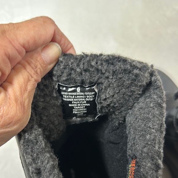 All in Motion Kids Boots - Black and Gray - Picture 9 of 12